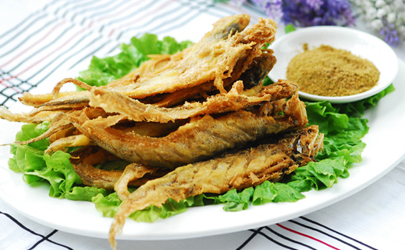 炸魚腌制多長(zhǎng)時(shí)間能入味 炸魚的腌制方法竅門